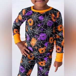 Birdie Bean Bamboo Glow in the dark Pj set